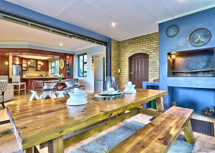 Kloofnek House
