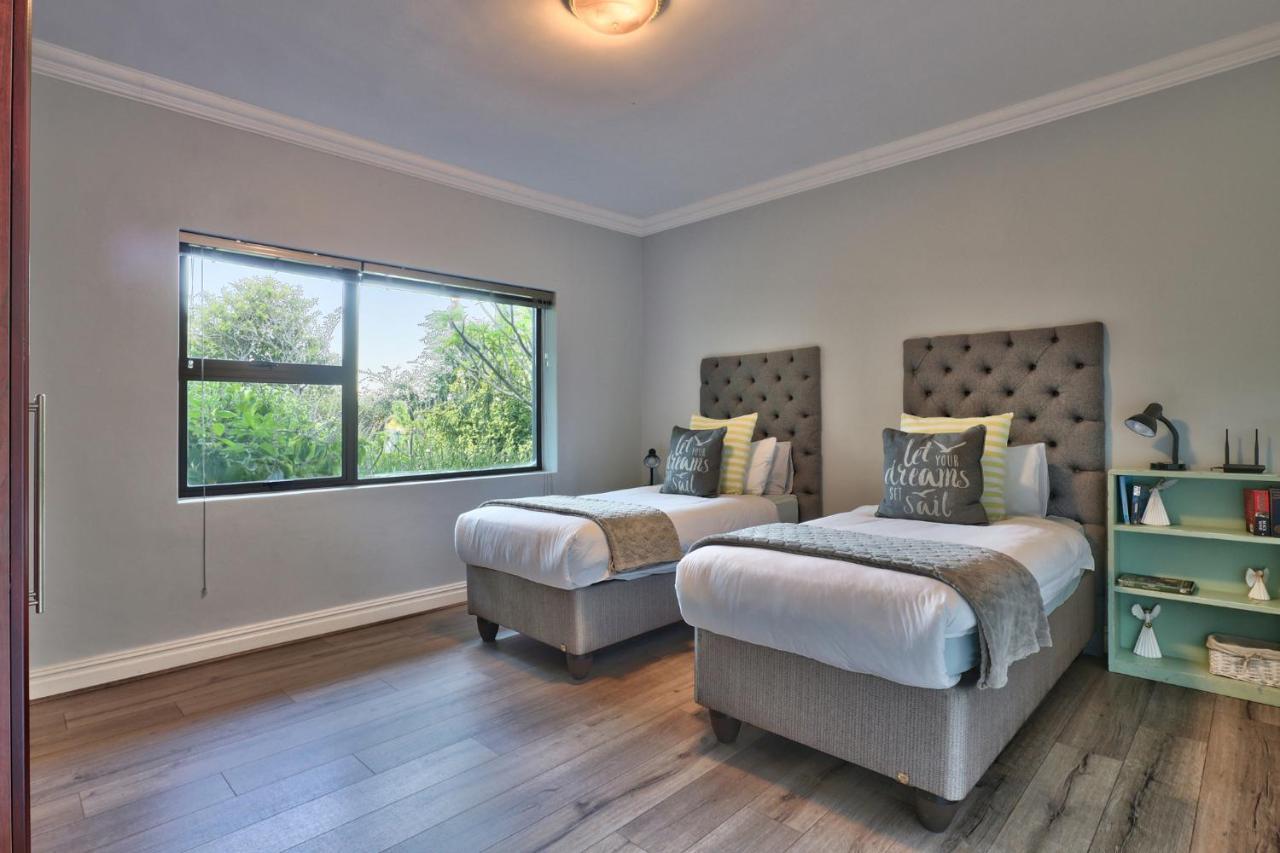 Kloofnek House *