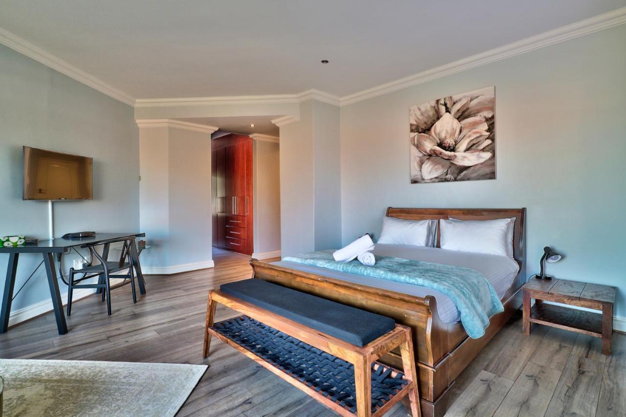 Kloofnek House Cape Town