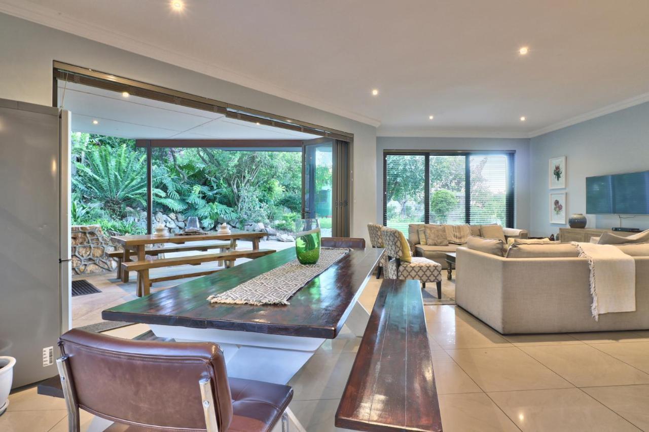 Villa Kloofnek House *